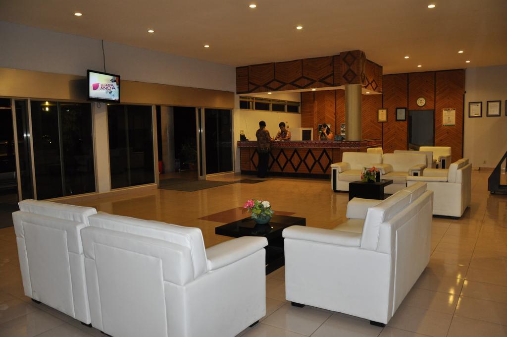 Patra Comfort Parapat Exterior foto